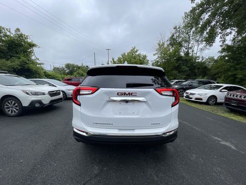 Used 2023 GMC Terrain SLT w/ Infotainment Package II AWD/4WD image 31