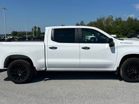Certified 2023 Chevrolet Silverado 1500 Custom AWD/4WD image 2