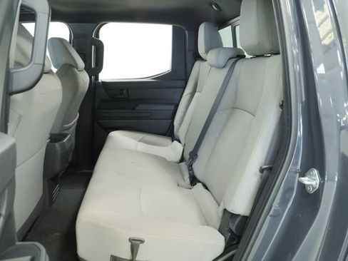 Used 2024 Toyota Tacoma SR5 w/ SR5 Upgrade Package RWD image 31