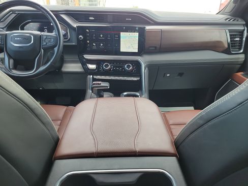 Certified 2024 GMC Sierra 1500 Denali Ultimate AWD/4WD image 14