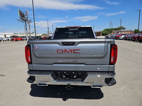 New 2026 GMC Sierra 1500 SLT AWD/4WD image 4