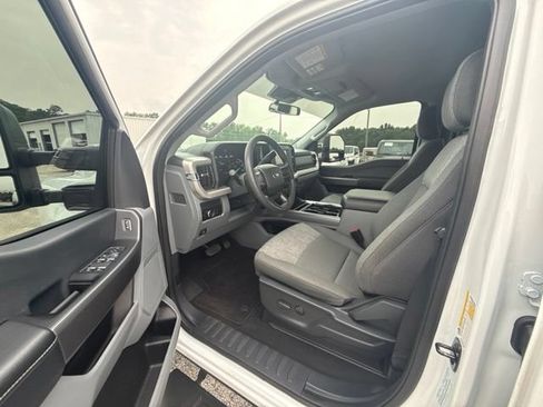 Used 2025 Ford F250 XLT w/ FX4 Off-Road Package AWD/4WD image 24