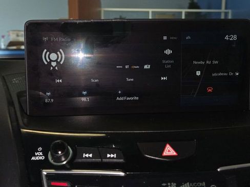 Certified 2023 Acura RDX FWD w/ Technology Package image 16