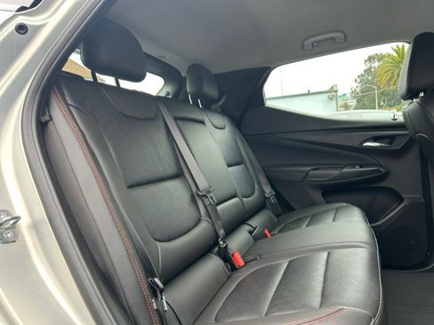 Used 2023 Chevrolet Bolt EUV LT w/ Convenience Package FWD image 40