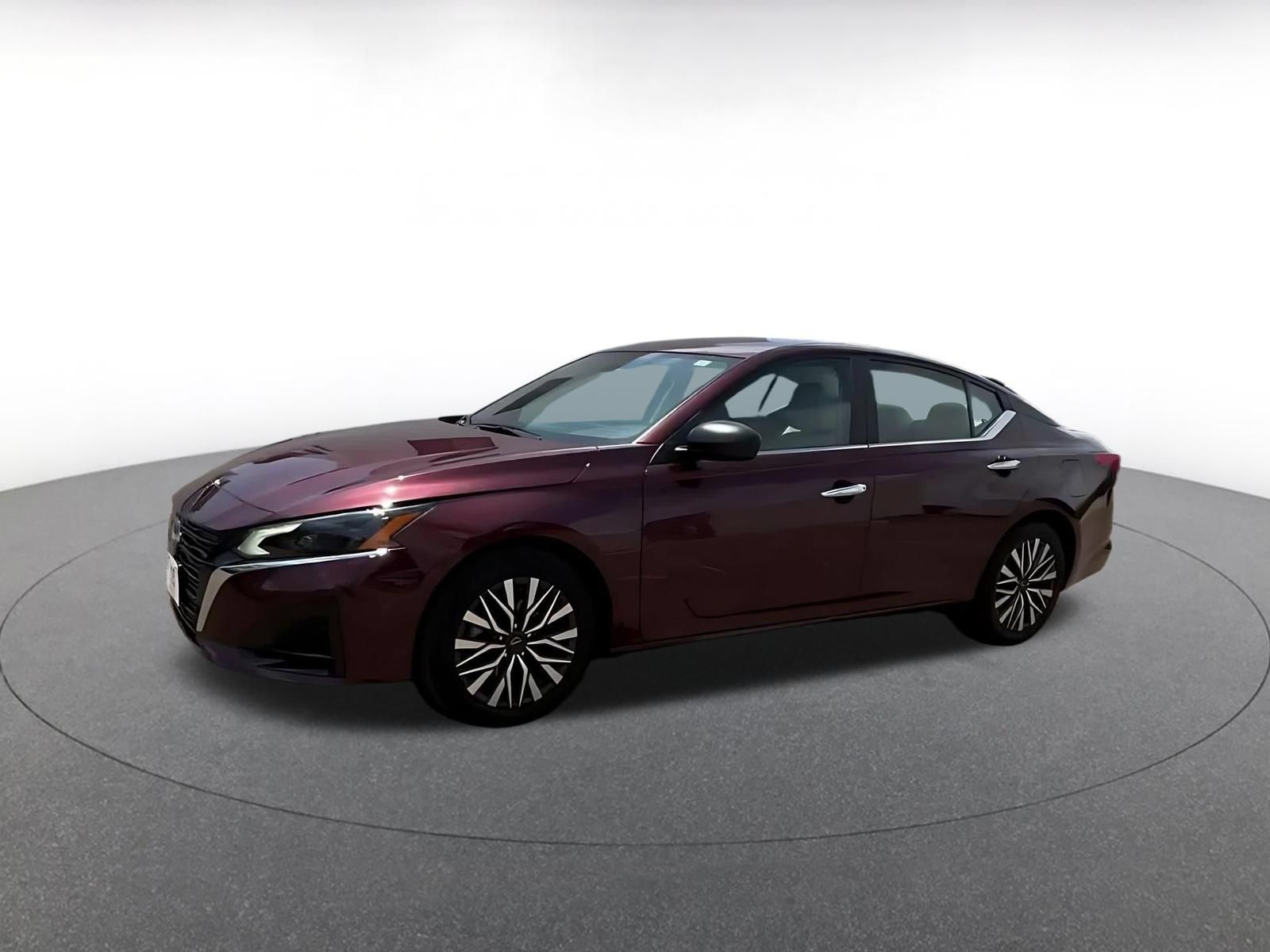 Used 2025 Nissan Altima 2.5 SV FWD image 7