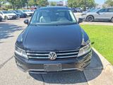Used 2020 Volkswagen Tiguan SE w/ Panoramic Sunroof Package image 3