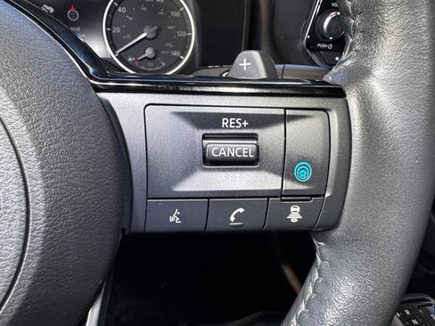 Used 2023 Nissan Rogue SV w/ SV Premium B Package AWD/4WD image 26