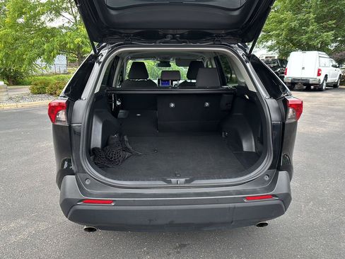 Used 2024 Toyota RAV4 XLE FWD image 14