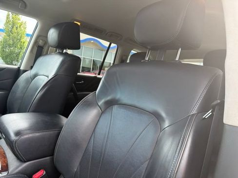 Used 2015 INFINITI QX80 4WD w/ Deluxe Technology Package image 9
