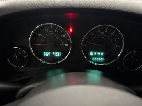 Used 2018 Jeep Wrangler Unlimited Sport w/ Connectivity Group image 13