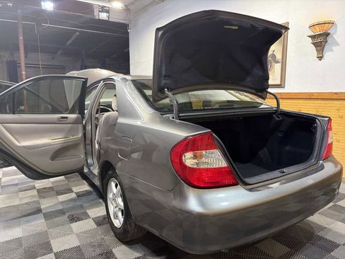 Used 2003 Toyota Camry LE FWD image 11