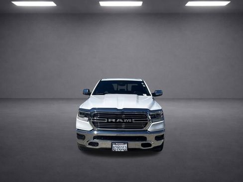 Used 2023 RAM 1500 Laramie AWD/4WD image 3