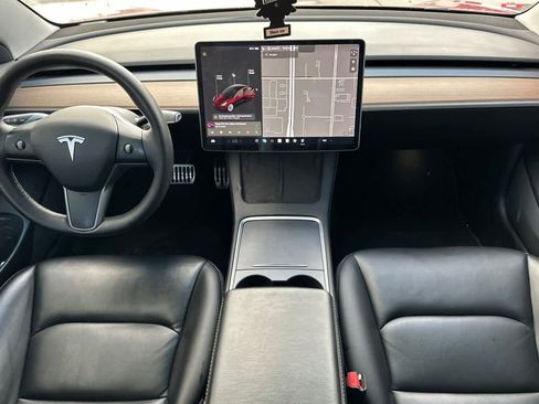 Used 2021 Tesla Model 3 Long Range image 4
