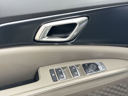 New 2026 Kia Carnival FWD image 15