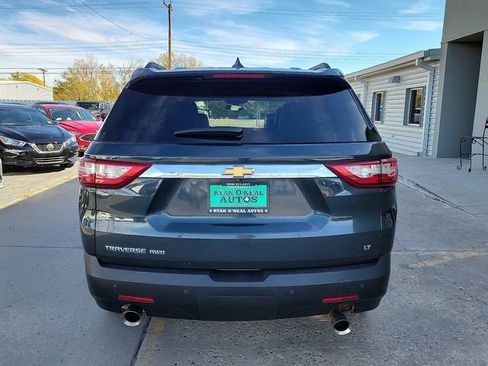 Used 2021 Chevrolet Traverse LT image 4