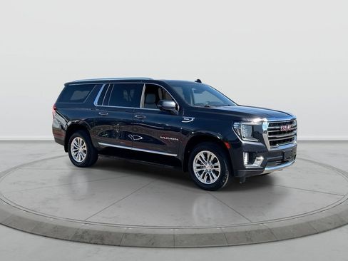 Used 2023 GMC Yukon XL SLT w/ SLT Premium Package AWD/4WD image 2