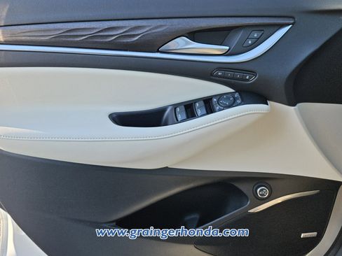 Used 2023 Buick Enclave Avenir w/ Trailering Package, 5000 lbs. image 23