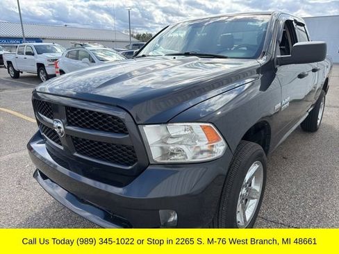 Used 2017 RAM 1500 Express AWD/4WD image 7