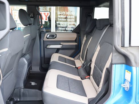 Used 2022 Ford Bronco Wildtrak image 25