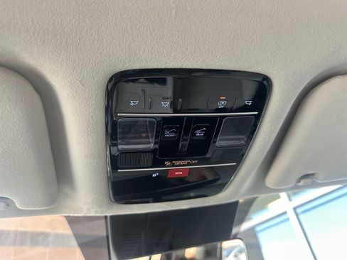 Used 2025 Hyundai Santa Fe Calligraphy FWD image 24