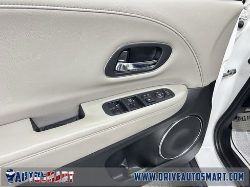 Used 2018 Honda HR-V EX-L image 12
