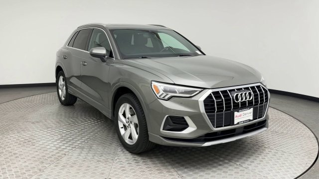 Used 2020 Audi Q3 2.0T Premium Plus w/ Premium Plus Package AWD/4WD image 8
