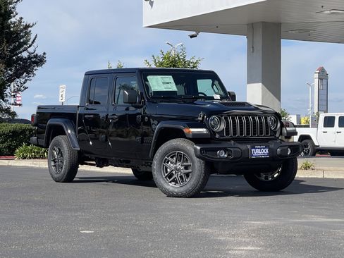 New 2026 Jeep Gladiator Sport AWD/4WD image 2