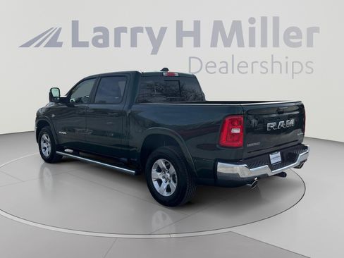 New 2026 RAM 1500 Big Horn AWD/4WD image 3