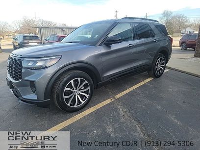Used 2025 Ford Explorer ST-Line