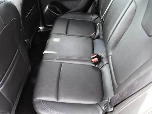 Used 2024 Buick Encore GX Sport Touring FWD image 17