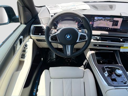 New 2026 BMW X5 xDrive50e w/ Executive Package AWD/4WD image 16
