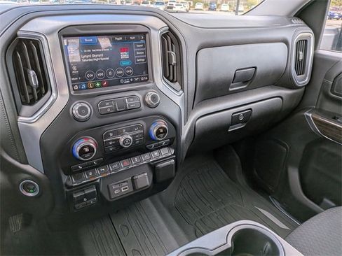 Used 2022 GMC Sierra 2500 SLE w/ SLE Value Package; image 23