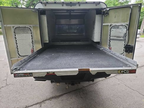 Used 2018 Ford F250 XL w/ Power Equipment Group RWD image 11