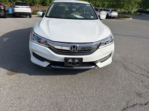 Used 2016 Honda Accord LX image 6