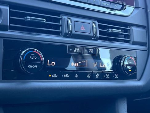 New 2025 Nissan Pathfinder S image 25