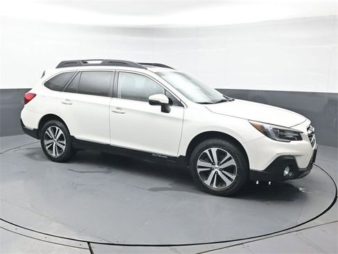 Used 2019 Subaru Outback 2.5i Limited image 7