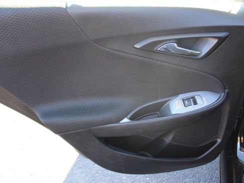 Used 2024 Chevrolet Malibu LT image 18