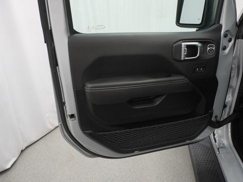 Used 2023 Jeep Wrangler Unlimited Sahara w/ Cold Weather Group image 42