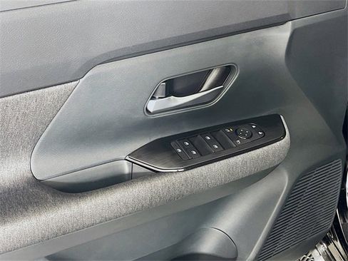 New 2026 Nissan Kicks SV image 16