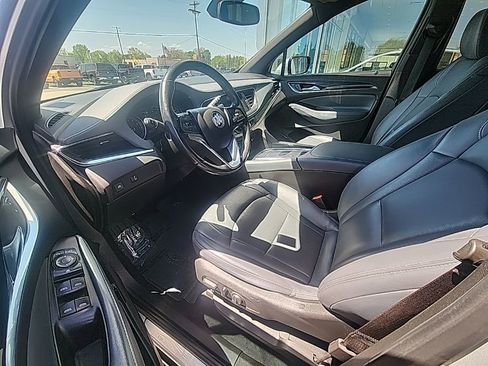 Used 2022 Buick Enclave Essence AWD/4WD image 10