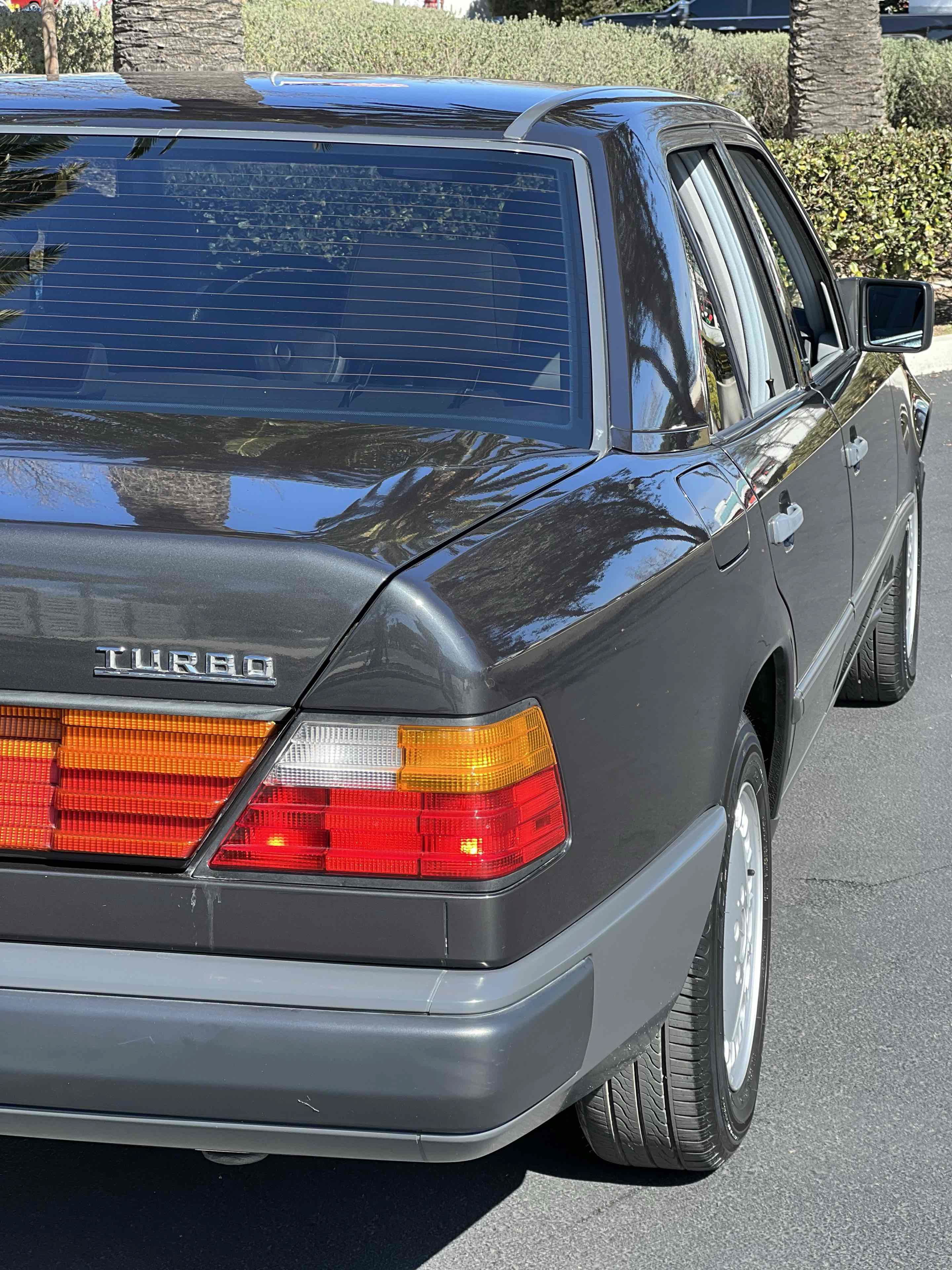Used 1987 Mercedes-Benz 300 D Turbo image 71