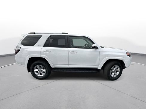 Certified 2022 Toyota 4Runner SR5 Premium AWD/4WD image 11