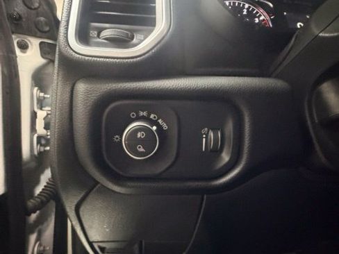 Used 2024 RAM 3500 Big Horn AWD/4WD image 17