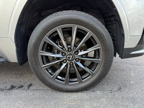 Used 2022 Lexus LX 600 F Sport image 30