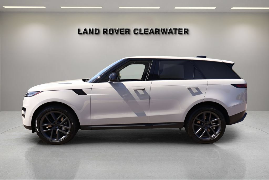 New 2026 Land Rover Range Rover Sport SE AWD/4WD image 2
