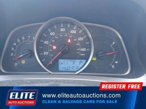 Used 2015 Toyota RAV4 XLE AWD/4WD image 13