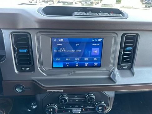 Used 2023 Ford Bronco Outer Banks AWD/4WD image 16