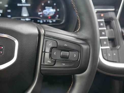 Used 2024 GMC Yukon XL AT4 w/ Technology Package AWD/4WD image 42