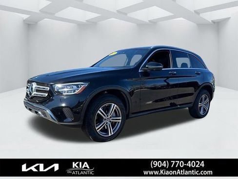 Used 2022 Mercedes-Benz GLC 300 w/ Premium Package Lite image 2