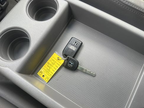 Used 2010 Honda Odyssey EX-L image 50